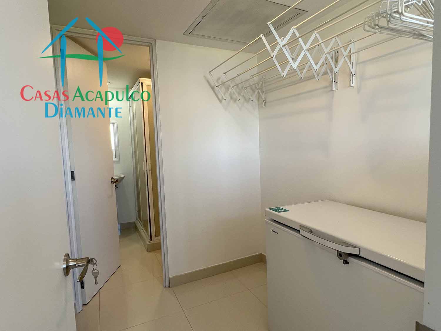 Playamar Tres Cantos T7 1001 - Cuarto de servicio 1